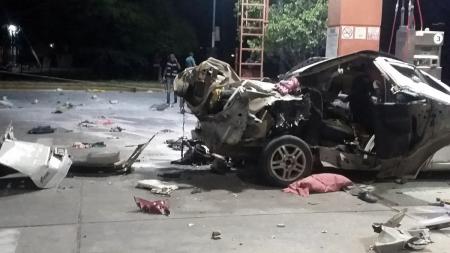 Indagan a la policía que llevaba cocaína en el tubo de gas de su auto, que explotó en Salta