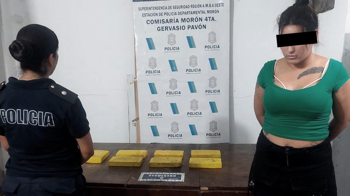 Detuvieron en Morón a una mujer que trasladaba cocaína en una camioneta