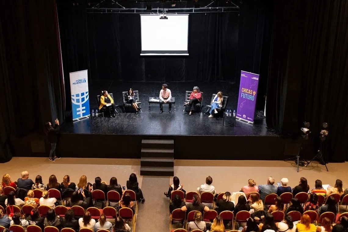 Chicas con Futuro, un programa que consiguió importantes resultados en Ezeiza