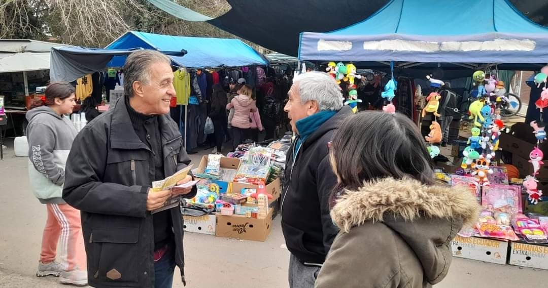 Néstor Pitrola, precandidato a diputado nacional visito Ezeiza