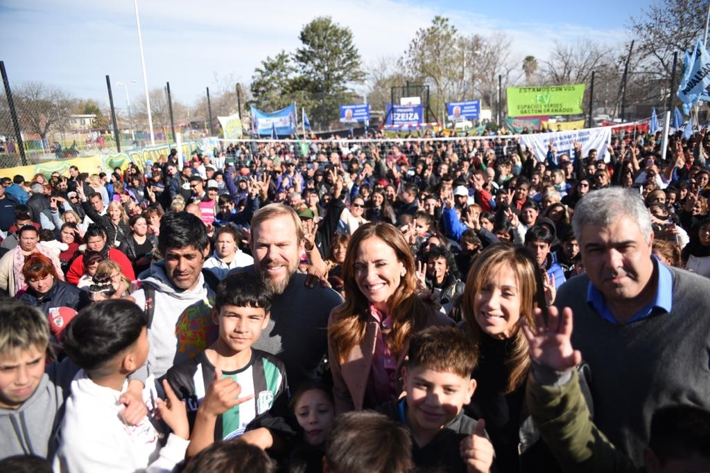 Se inauguró el cuarto playón multideportivo barrio El Tala Ezeiza