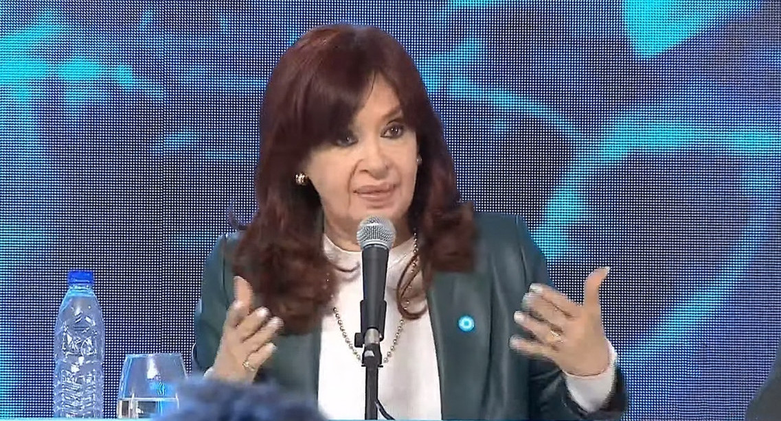 Cristina Kirchner contra Eduardo Eurnekian: 