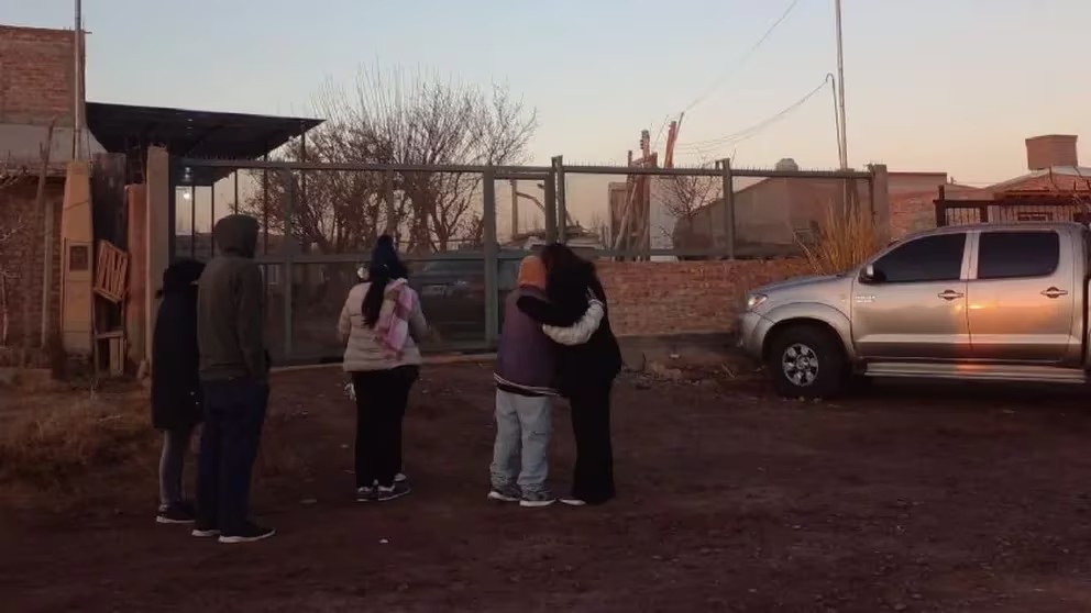 Asesinaron a piedrazos a un hombre en Mendoza luego de intentar defender a una mujer