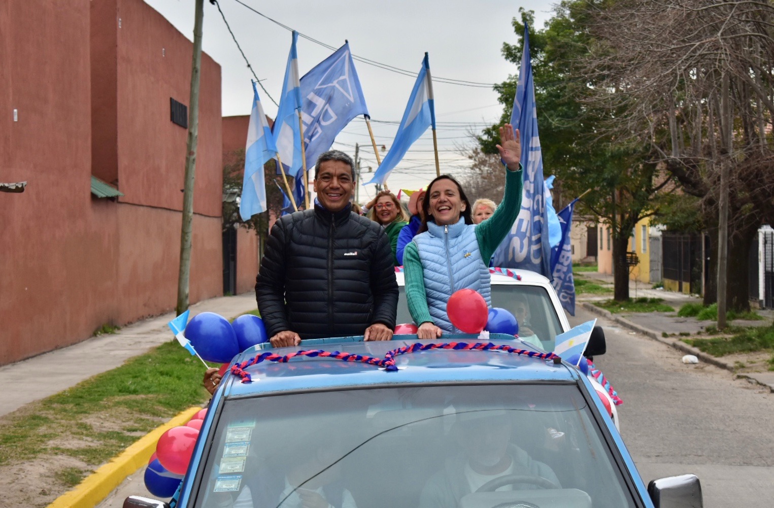 Jesús en Esteban Echeverría: “Chau Massa, vamos a hacer un gobierno que defienda al pueblo”