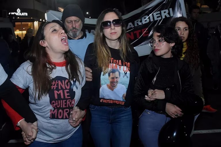 “¡Hagan su trabajo!”: conmovedor reclamo de justicia por el crimen de Mariano Barbieri en Palermo