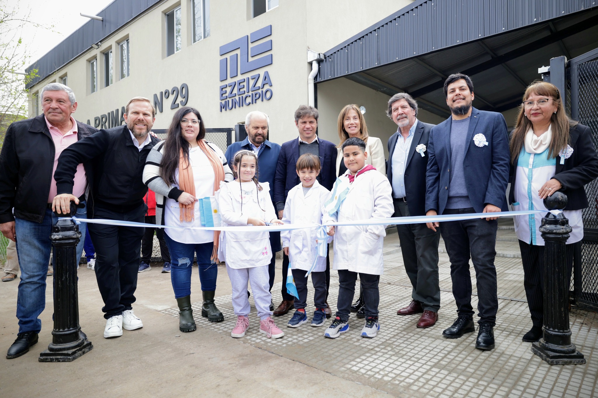 Kicillof y Granados inauguró el nuevo edificio escolar de la Escuela Primaria N°29