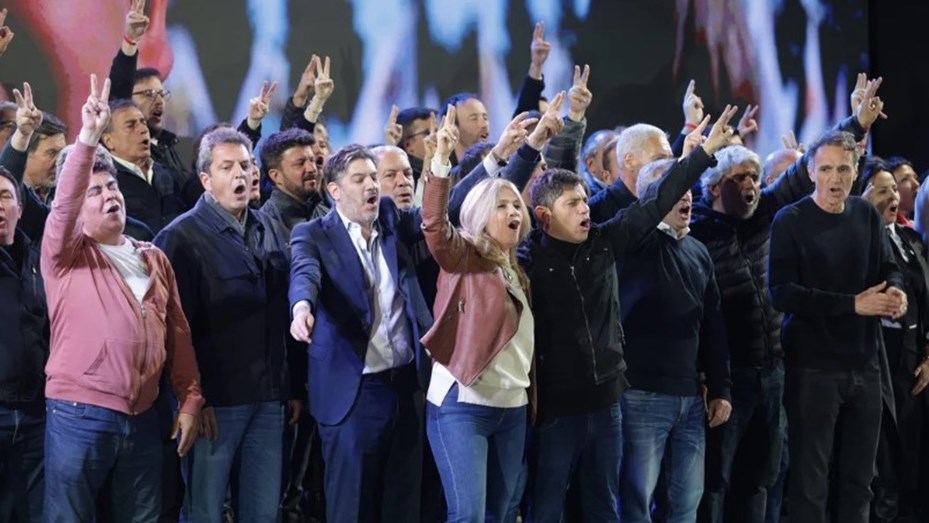 Kicillof consolida su figura en la interna del peronismo y se proyecta para el 2027