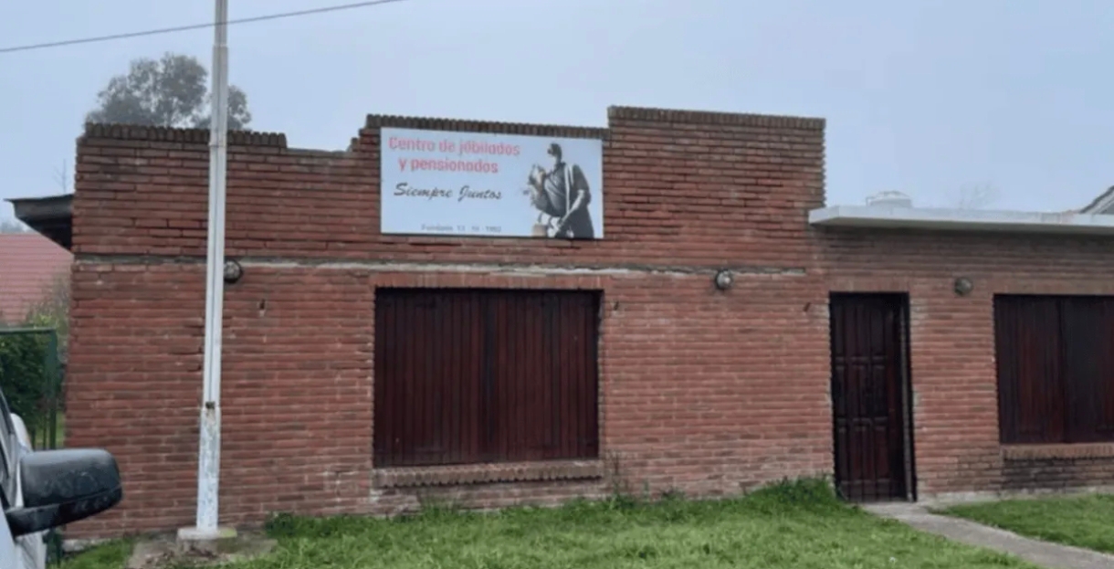 Hallaron muerto a un hombre con antecedentes delictivos en un centro de jubilados