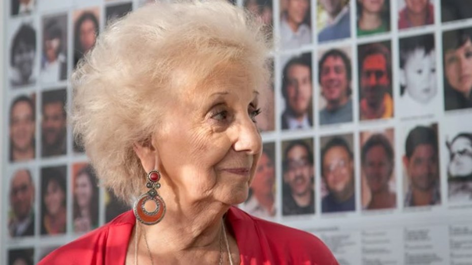 Estela de Carlotto sufrió un cuadro de intoxicación y fue internada en La Plata