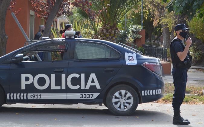 Un niño de 7 años fue alcanzado por un balazo tras quedar en medio de un tiroteo en Mendoza