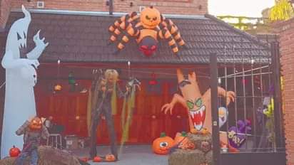 Brujas, calabazas y espectros: la casa más decorada de Tristán Suárez por Halloween