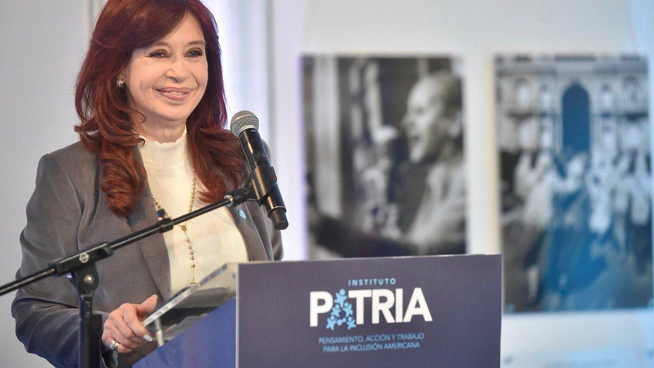 Cristina presentó la lista 