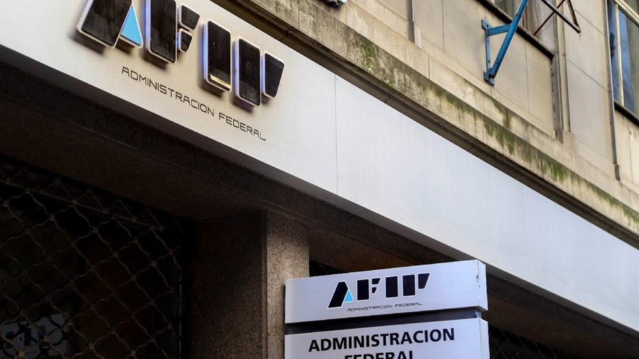 AFIP lanza el blanqueo laboral para que empleadores formalicen a trabajadores