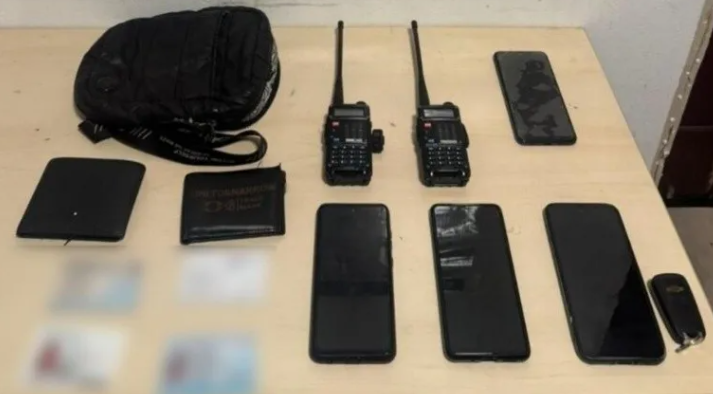 Capturaron a dos ladrones de vehículos que utilizaban inhidores de alarmas en el oeste del conurbano