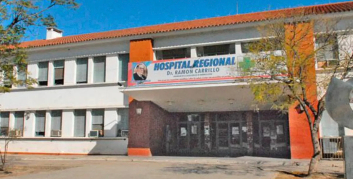 Una mujer murió quemada en un hospital: las cámaras captaron a un hombre entrar con cigarrillos sin permiso a su habitación