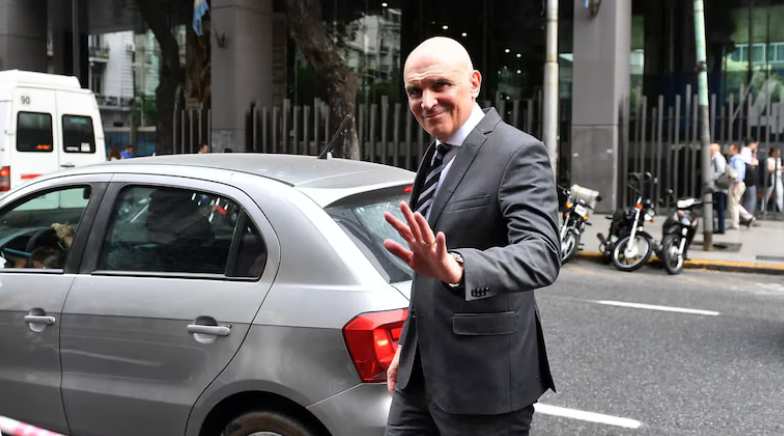 La renuncia de Espert: una presión interna insostenible y el riesgo de una crisis política con impacto electoral