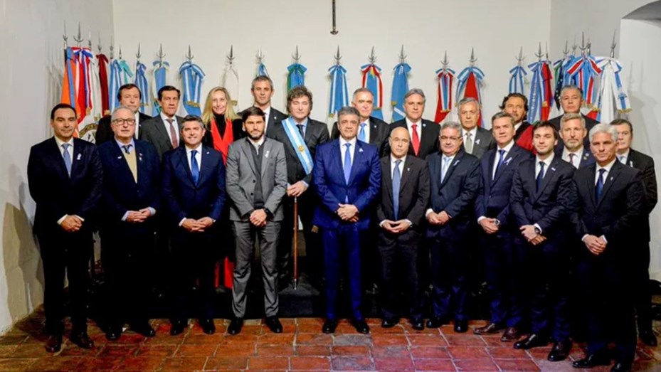 Milei recibirá a un grupo de gobernadores para discutir las reformas que impulsará en el Congreso