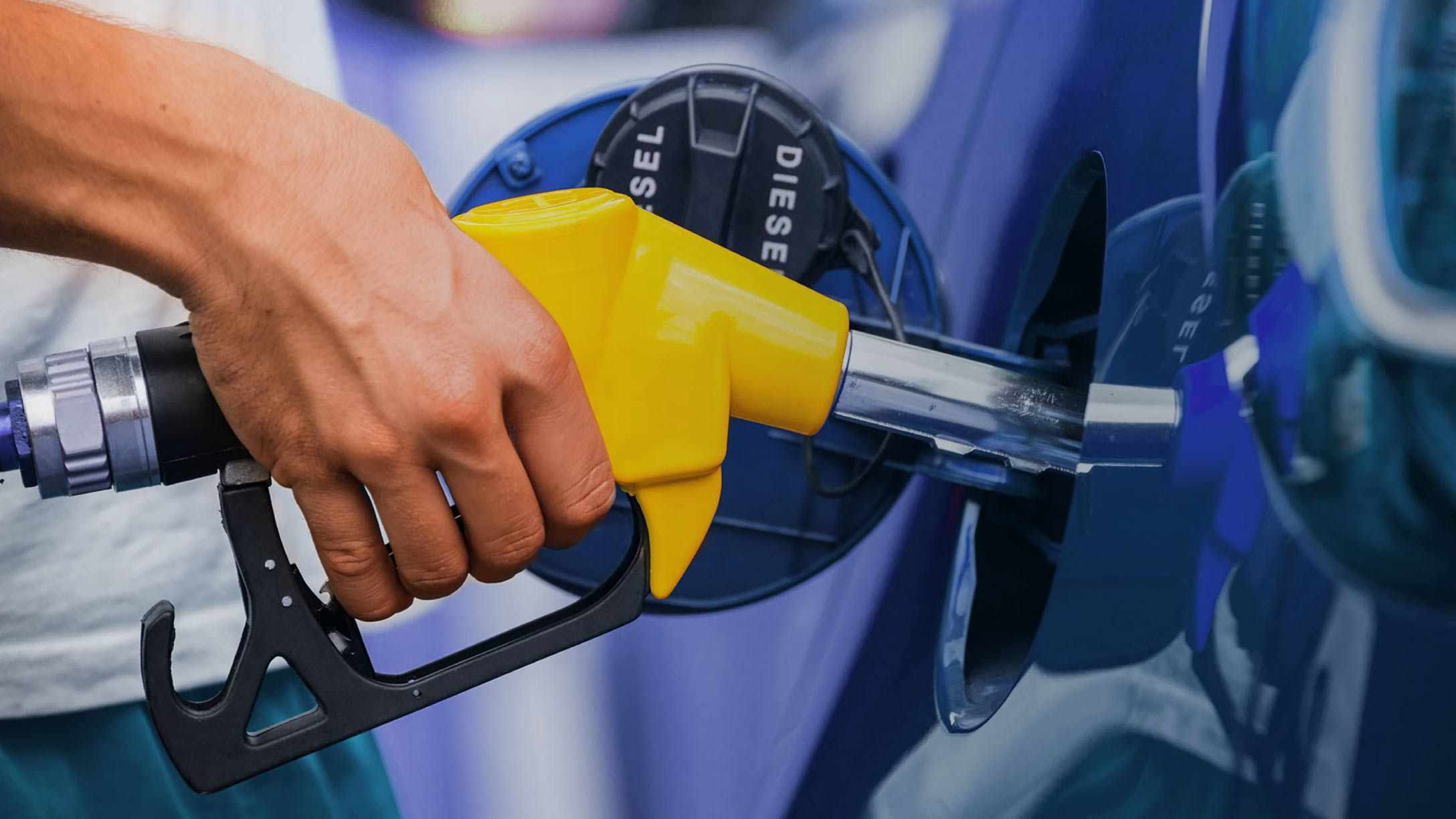 La escasez de combustible hizo extender a más regiones la venta de gasoil más contaminante