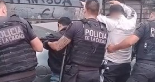 Golpe al narcotráfico en la Ciudad: detuvieron a 31 personas y se cerraron tres búnkers