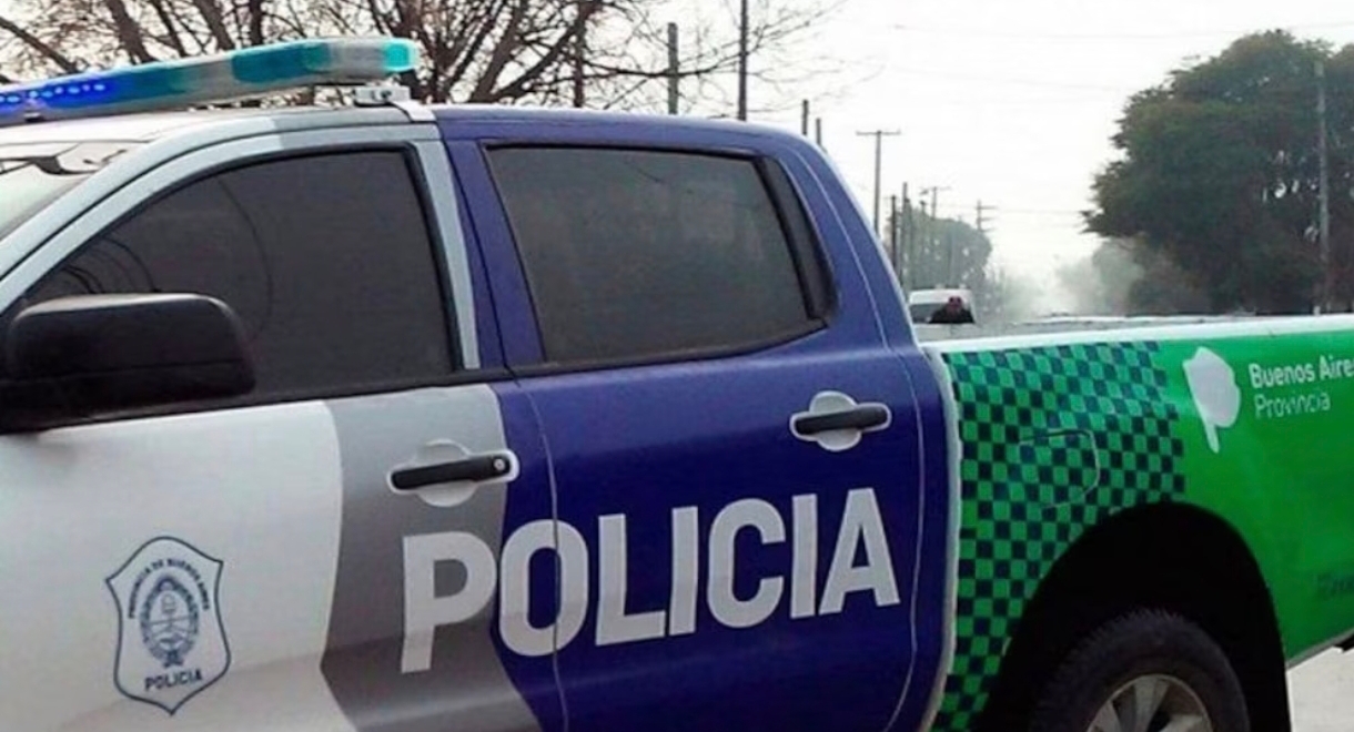 Lo buscaban por apuñalar a su novia y lo encontraron atendiendo en una barbería de Ezeiza