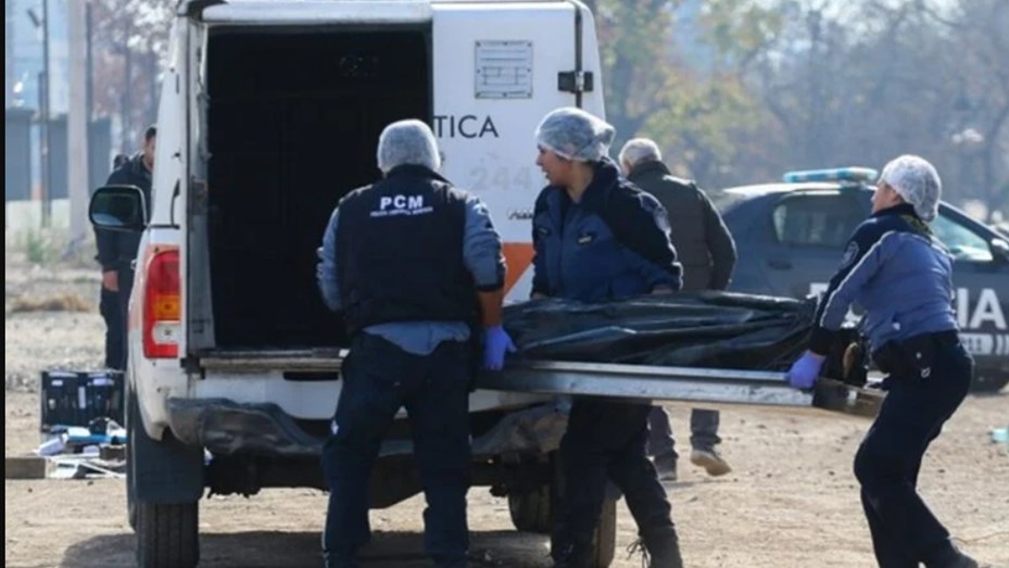 Intentó robar en una casa, lo detuvieron vecinos y lo mataron a golpes