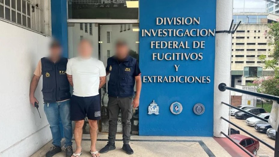 Detuvieron en Once a un fugitivo con pedido de captura internacional por homicidio