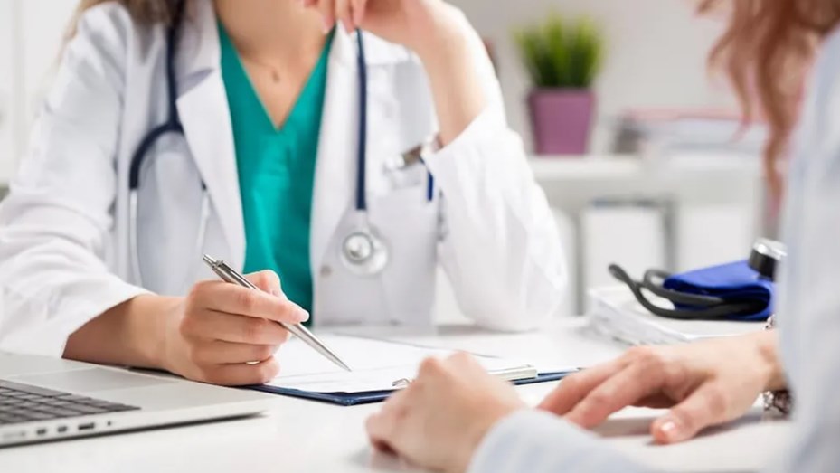 Nueva suba de prepagas en mayo: acumulan incrementos de hasta 17% en 2025