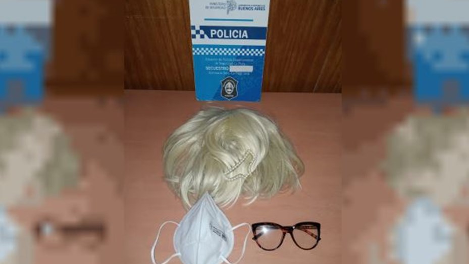 Una mujer entró disfrazada a un banco para intentar cometer una estafa