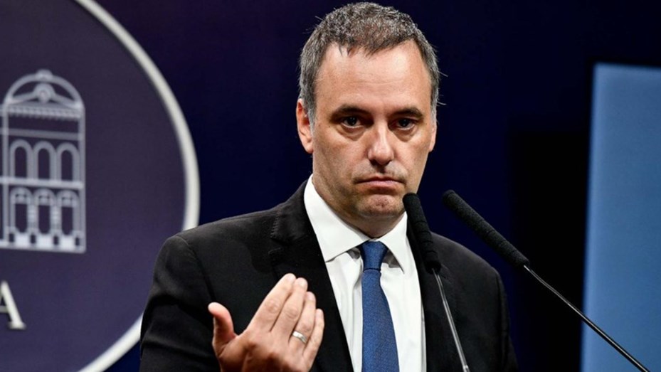 El Gobierno anunciará hoy el plan para impulsar el uso de los dólares no declarados