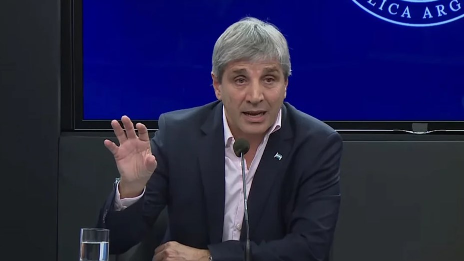 Luis Caputo anticipó cuáles serán las próximas bajas de impuestos si el Plan Colchón tiene éxito