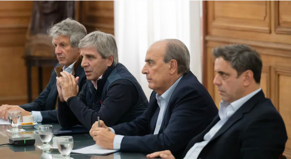 Milei les exige a las provincias no sumar controles fiscales y tensa el vínculo con un grupo de gobernadores