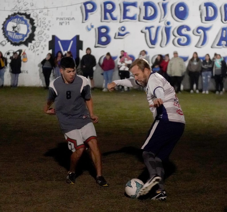 Gastón Granados inaguró el nuevo Predio Deportivo Municipal en Tristán Suárez