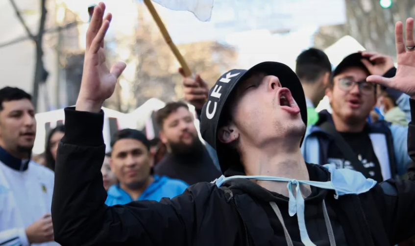 Manifestación en apoyo a Cristina Kirchner, en vivo: el peronismo se moviliza a Plaza de Mayo