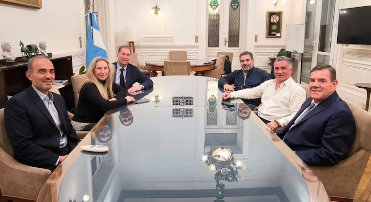 LLA se despega de la interna del PRO e impone sus condiciones para la alianza electoral en la Provincia