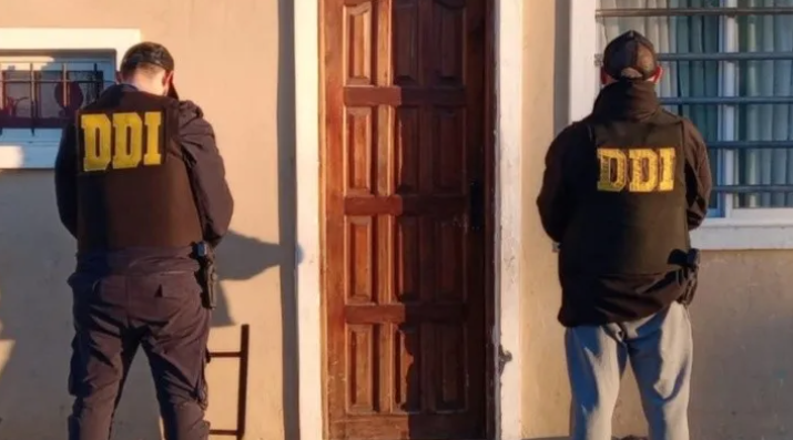 Atraparon a novios motochorros que eran buscados por un raid delictivo