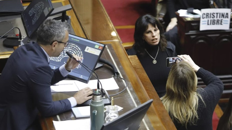 Escándalo en Diputados: la oposición avanzó con dos temas que preocupan al Gobierno