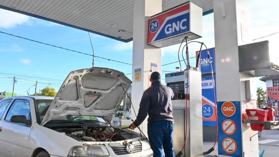 Suspenden por 24 horas el expendio de GNC en varias provincias por la ola de frío