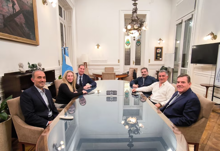 Cierre de alianzas en PBA: LLA y el PRO definen detalles jurídicos y ya discuten las candidaturas para las listas