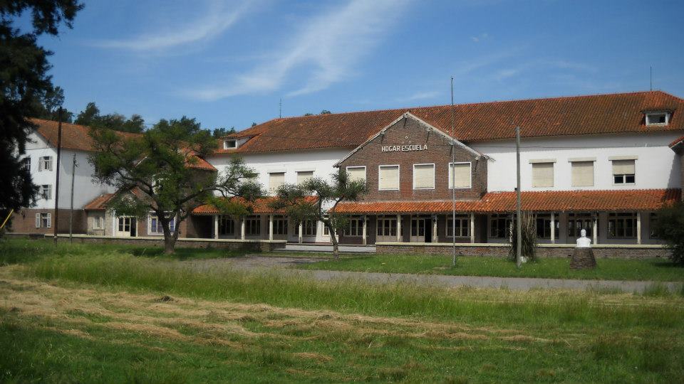 Dolor por el fallecimiento de un alumno del Hogar Escuela Evita de Echeverría