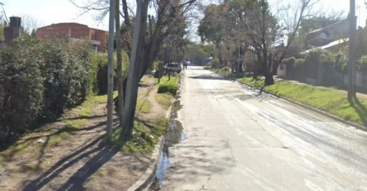 Un grupo de patoteros asesinó a un joven a tiros durante una pelea callejera y se fugaron