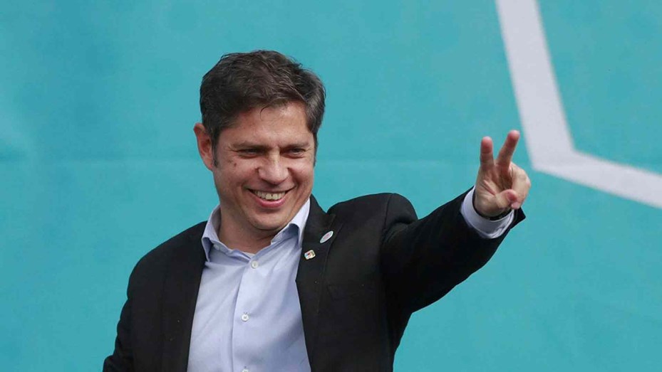 Kicillof cruzó a Milei por las fake news: 