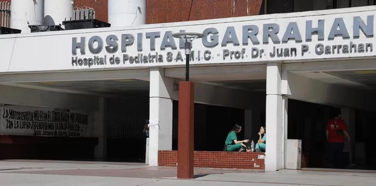 Separaron a dos gemelas siamesas en el Hospital Garrahan