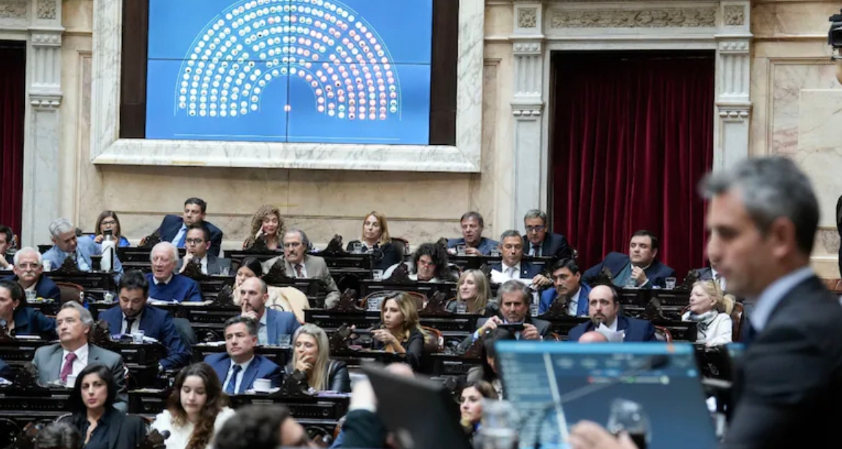 Los gobernadores inclinaron la balanza en Diputados y Milei blindó el veto al aumento de las jubilaciones