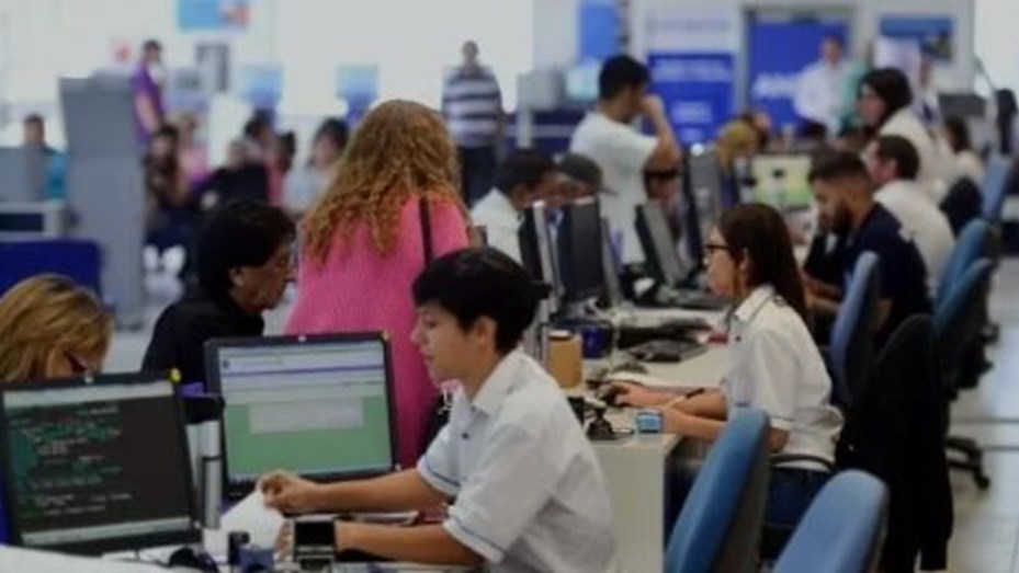 Sector público: se perdieron más de 180.000 puestos de trabajo en el gobierno de Milei