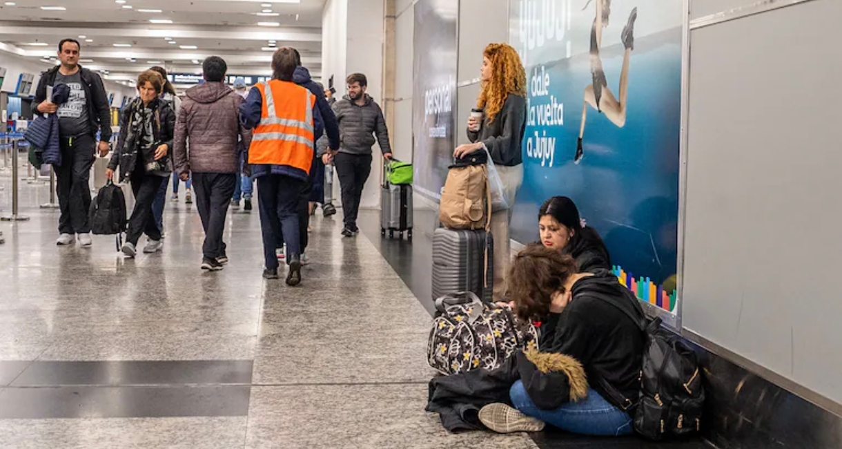 Terminó la protesta de pilotos, pero siguen las demoras en Aeroparque y Ezeiza