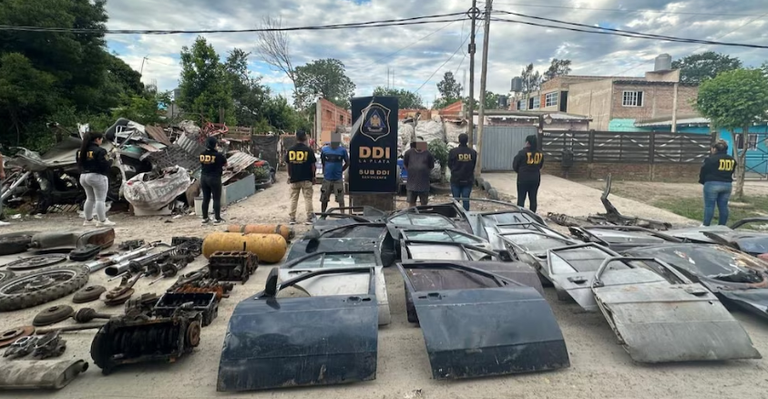 Clausuraron un desarmadero clandestino en Guernica y hay un detenido