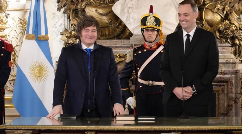 El Gobierno eliminó la Secretaría de Medios y traspasó sus funciones a la Jefatura de Gabinete