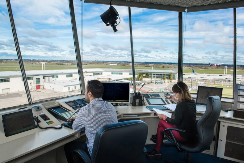 Paro de controladores aéreos: los vuelos que se verán afectados